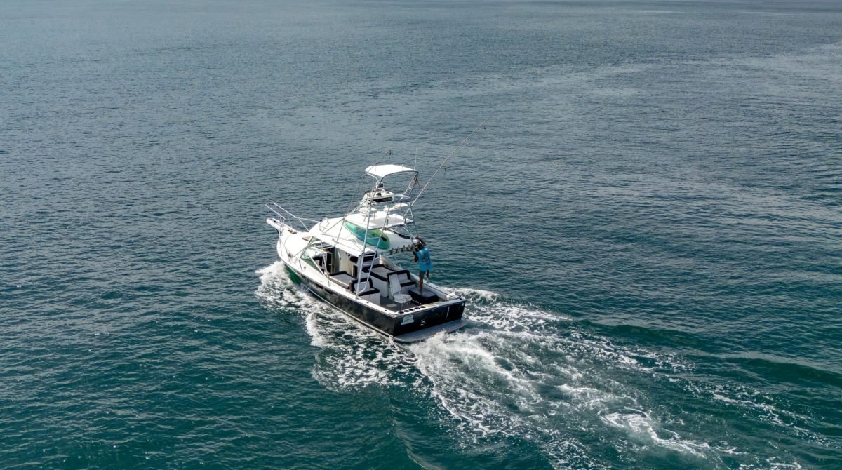 Guanatuna, Gulfstream de 34 pies de Ol' Salty's Ranch, regresando a la marina sobre un mar plano